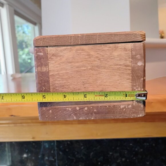 Chicken Creek Folk Art Large Carved Wood Box Bear in the Moonlight12" Wide - Picture 8 of 9